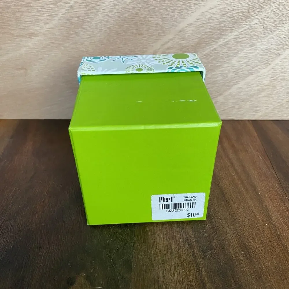 Pier 1 One Imports Aspen Flower Filler Candle 6.17 oz New